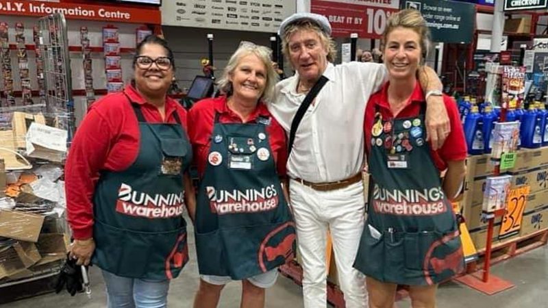 Rod Stewart shows his dedication for Sausage Sizzles when spotted at Bunnings Warehouse